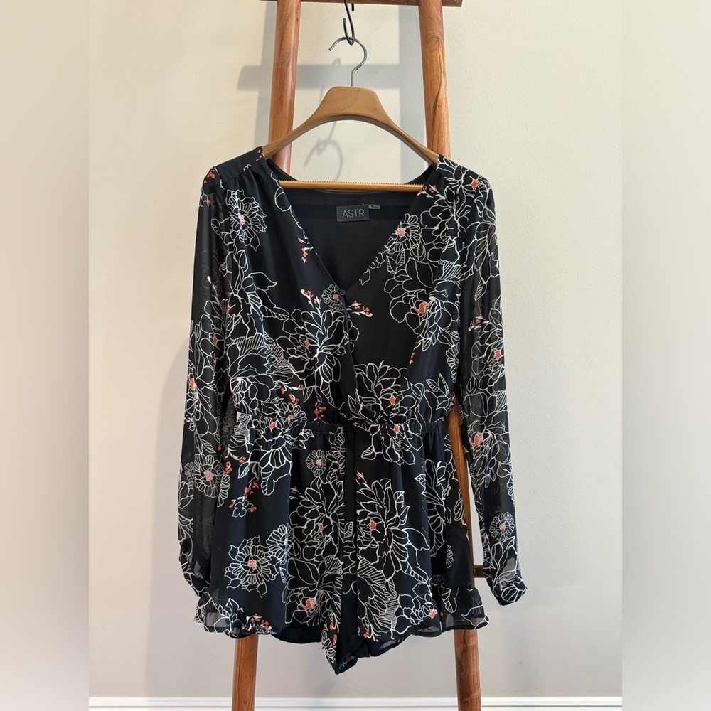 ASTR Black Floral Romper